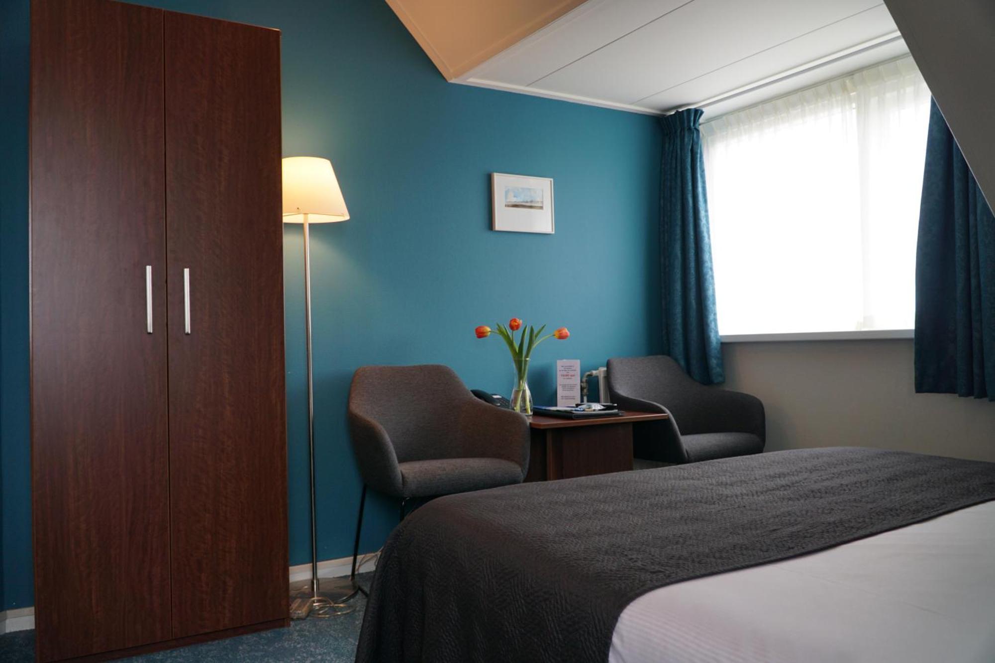 Hotel Oepkes West-Terschelling Esterno foto