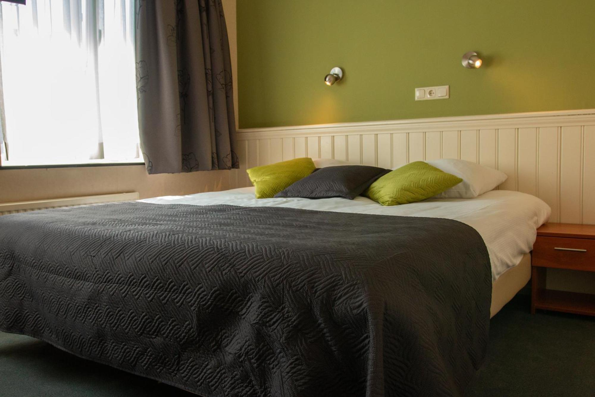 Hotel Oepkes West-Terschelling Esterno foto