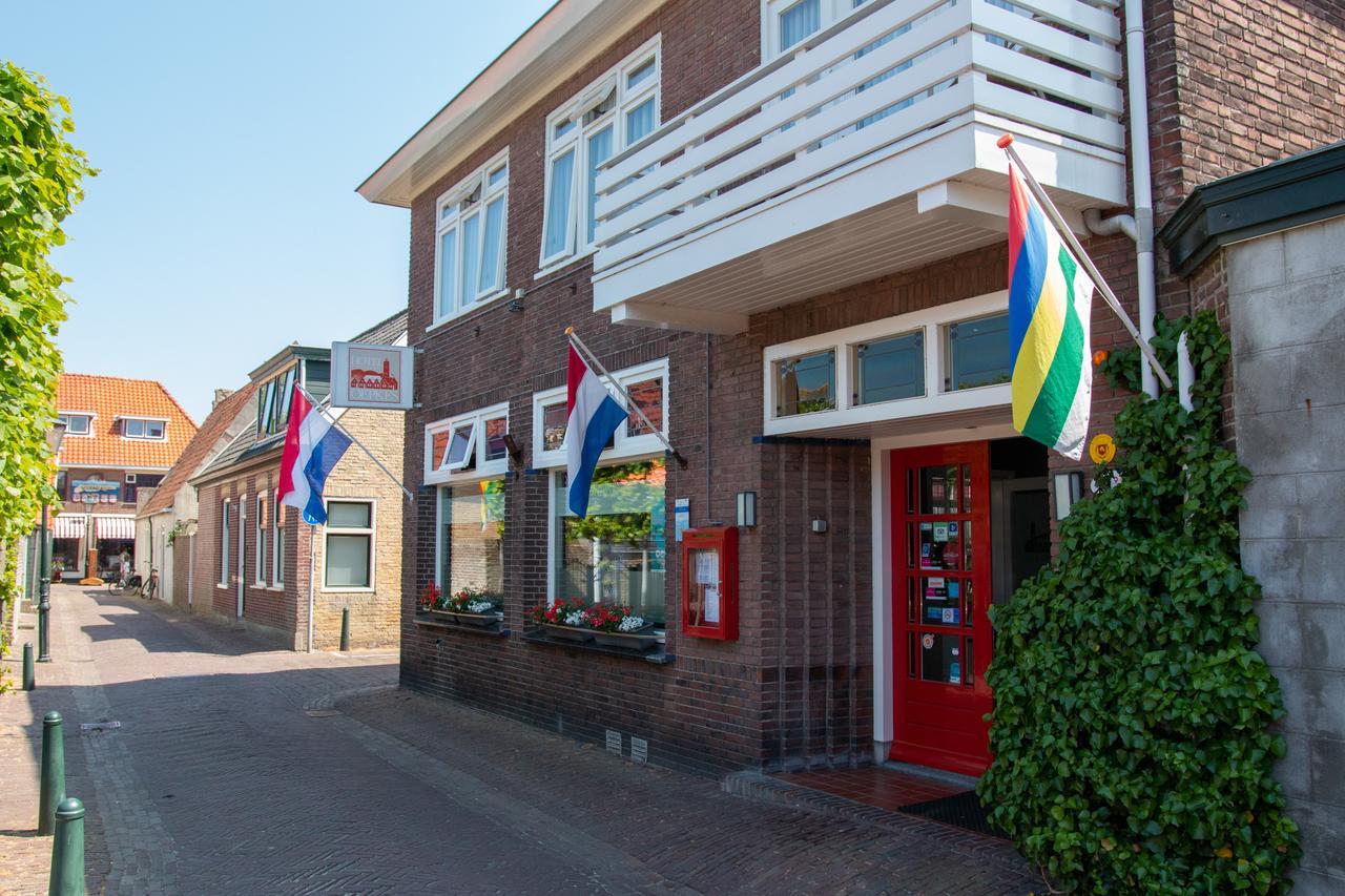 Hotel Oepkes West-Terschelling Esterno foto